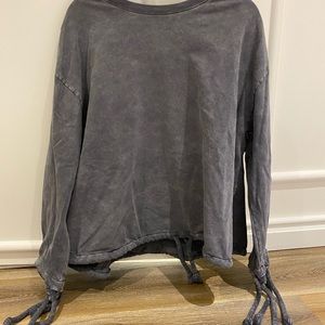 Zara Women’s Long Sleeve with large strings